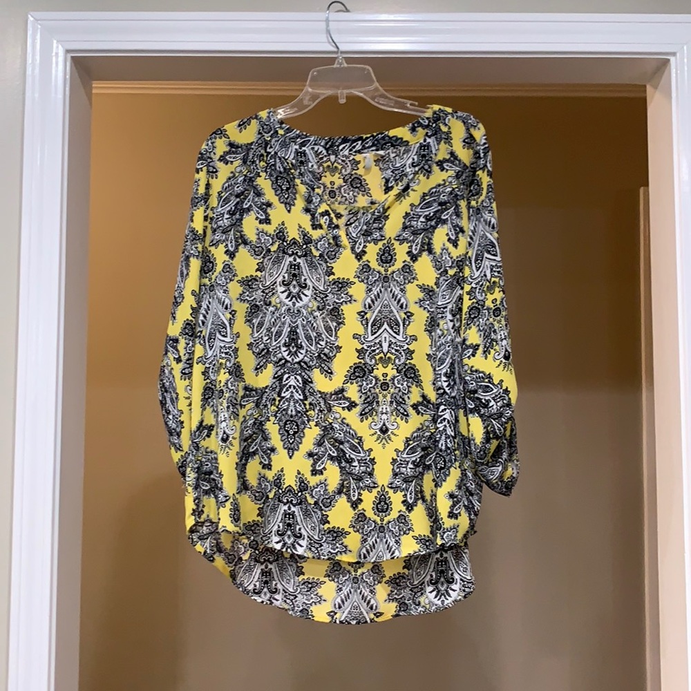 CATO EST. 1946 Blouse with Snap Sleeves Size Large